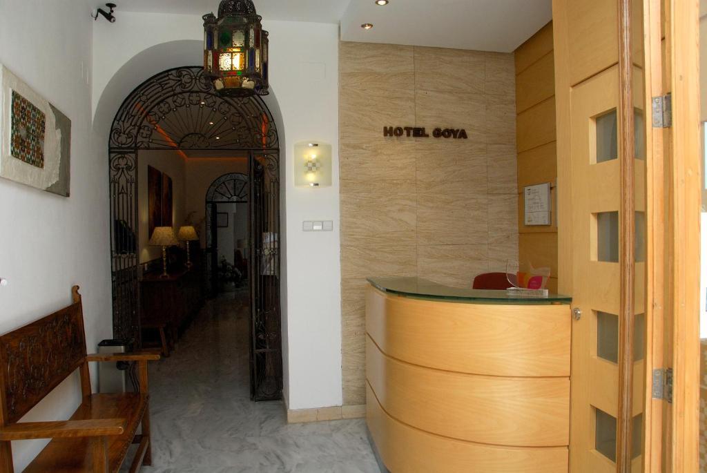 Hotel Goya Севилья Экстерьер фото